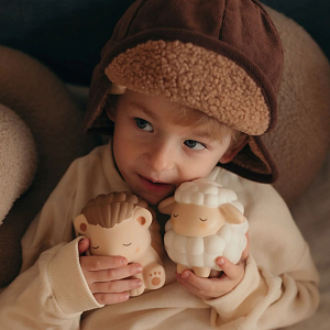 Игрушка сквиш антистресс Mrs. Ertha "Ежик Hoglet", кремовая с коричневым